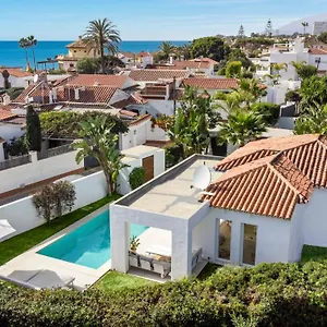 casa-blanca-marbella.1costadelsol.com/